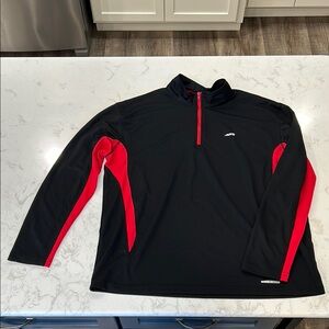 🎄 Black and Red Quarter-Zip Pullover